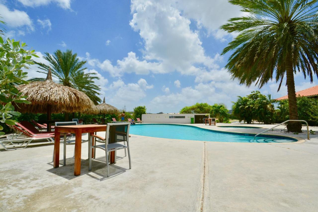 Villa At The Beach, Blue Bay Golf & Beach Resort Екстер'єр фото
